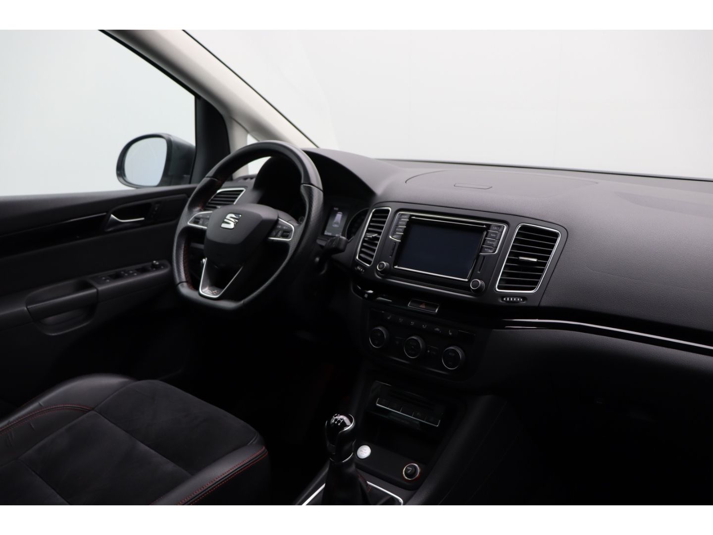 Fahrzeugabbildung SEAT Alhambra FR-Line 7-Sitzer Kamera Elektr. Sitze