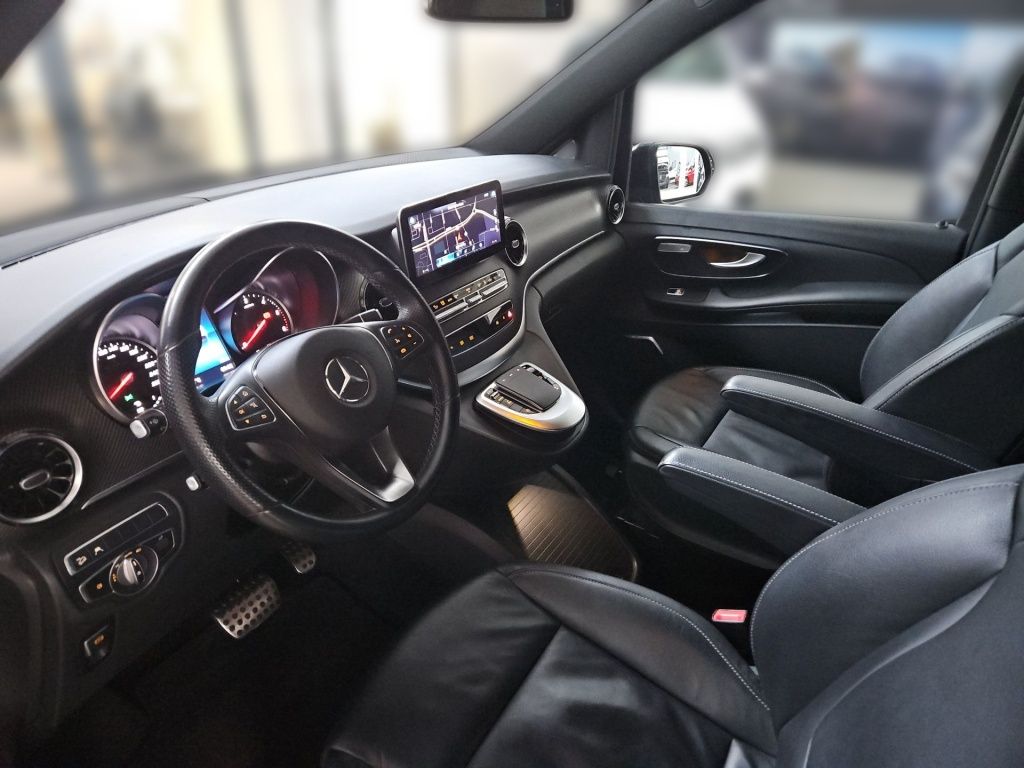 Fahrzeugabbildung Mercedes-Benz V 300 ED lang 4x4 7 Sitze AMG 2,5tAHK Sound STHZ