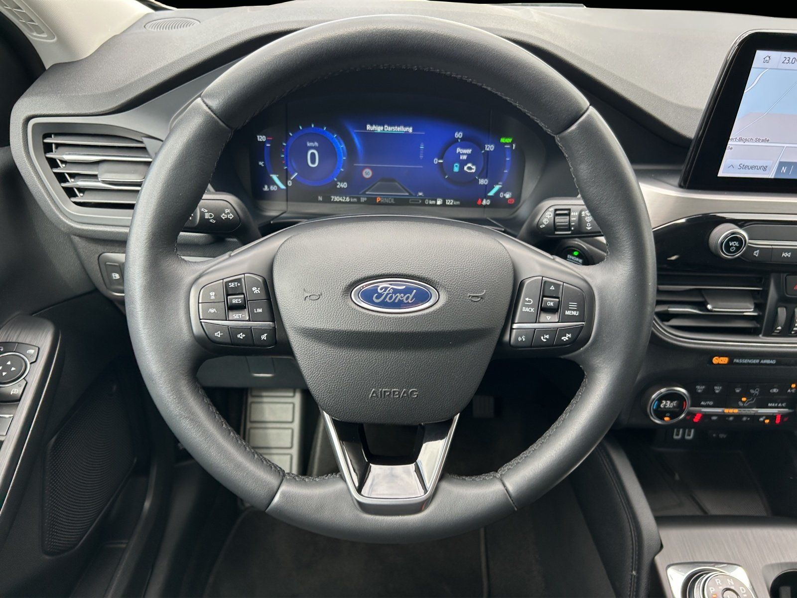 Fahrzeugabbildung Ford Kuga 2.5 Duratec Plug-in-Hybrid Titanium/AHK/CAM