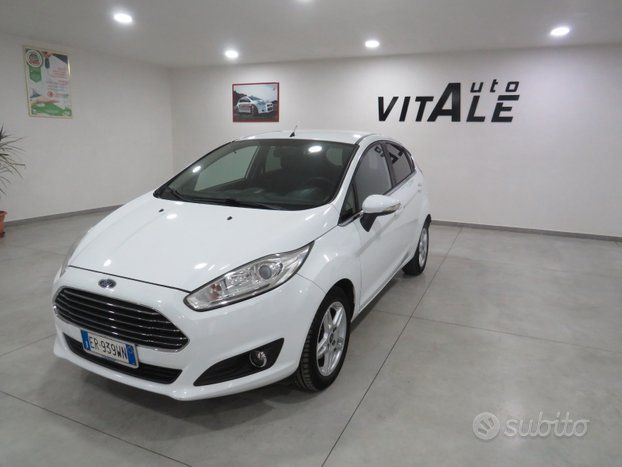 Ford FORD Fiesta 1.4 GPL titanium - 2013