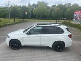 BMW X5 xDrive30d M-Performance/AHK/LEDER/HUD/PANO/ - BMW X5 Gebrauchtwagen in Berlin