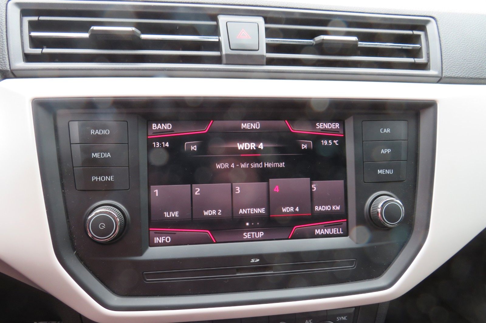 Fahrzeugabbildung SEAT Arona Xcellence CNG LED PDC KLIMA