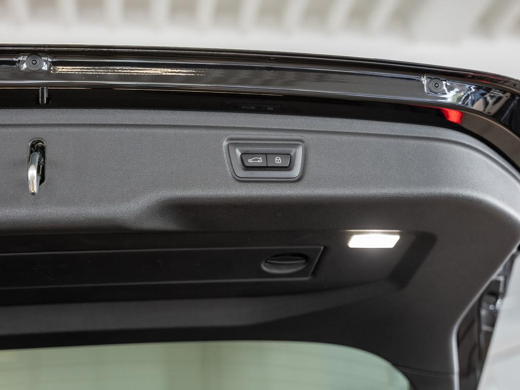 BMW M3 Touring Competition xDrive 360° LED HUD ACC
