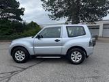 Mitsubishi Pajero 3.2 DI-D**1-Hand** - Mitsubishi Pajero in Hamburg
