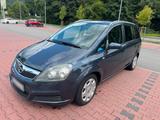 Opel Zafira mit Motorschaden - Opel: Motorschaden