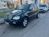 Mercedes-Benz Mercedes ML 270 cdi - Mercedes-Benz ML 270 aus 2005