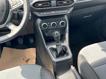 Bild 8 Dacia Sandero TCe 110 Stepway Extreme