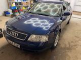 Audi A6 2.5 TDI quattro - Sammlerzustand - Audi A6 mit Diesel-Antrieb: Limousine, 2.5