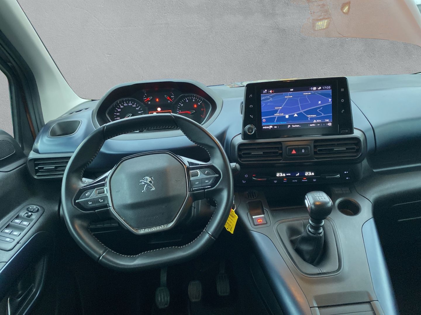 Fahrzeugabbildung Peugeot Rifter Allure L2 1.5 BlueHDi 130 FAP EU6d AHK-ab
