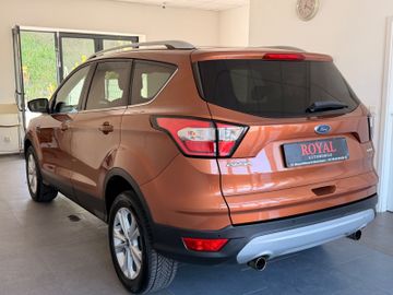 Ford Kuga - 4