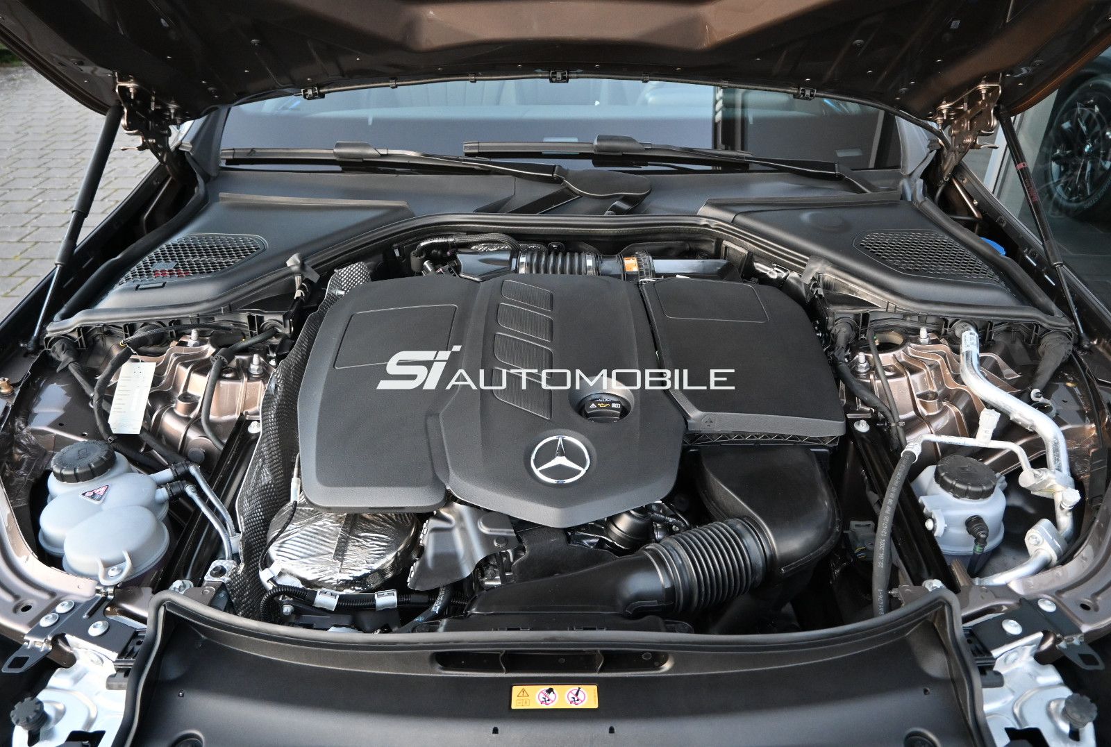 Fahrzeugabbildung Mercedes-Benz E 220 d 4M T All-Terrain °PANO°SITZKLIMA°STANDHZ