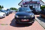Volkswagen Tiguan TÜV/AU NEU, VOLLLEDER, PANORAMADACH, 4X4 - Volkswagen Tiguan aus 2012 mit Diesel-Antrieb