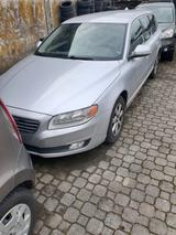 Volvo V70 Volvo v70 D4 geartronic summum Sw euro - Volvo V70 aus 2011 mit Diesel-Antrieb: Kombi
