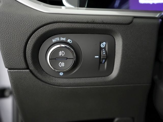 Grandland GSe PHEV 4X4 AT+AHK+NAVI+RÜCKFAHRKAMER