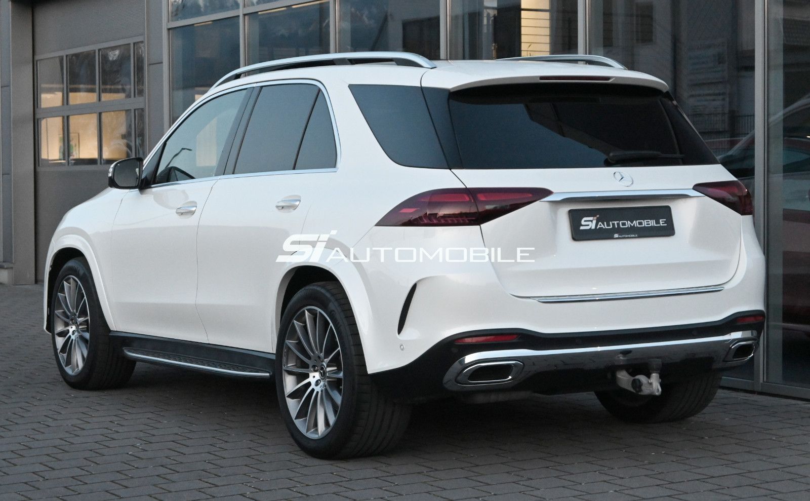 Fahrzeugabbildung Mercedes-Benz GLE 450 d 4M. AMG PREMIUM+ °UVP 147.923€°E-BODY°