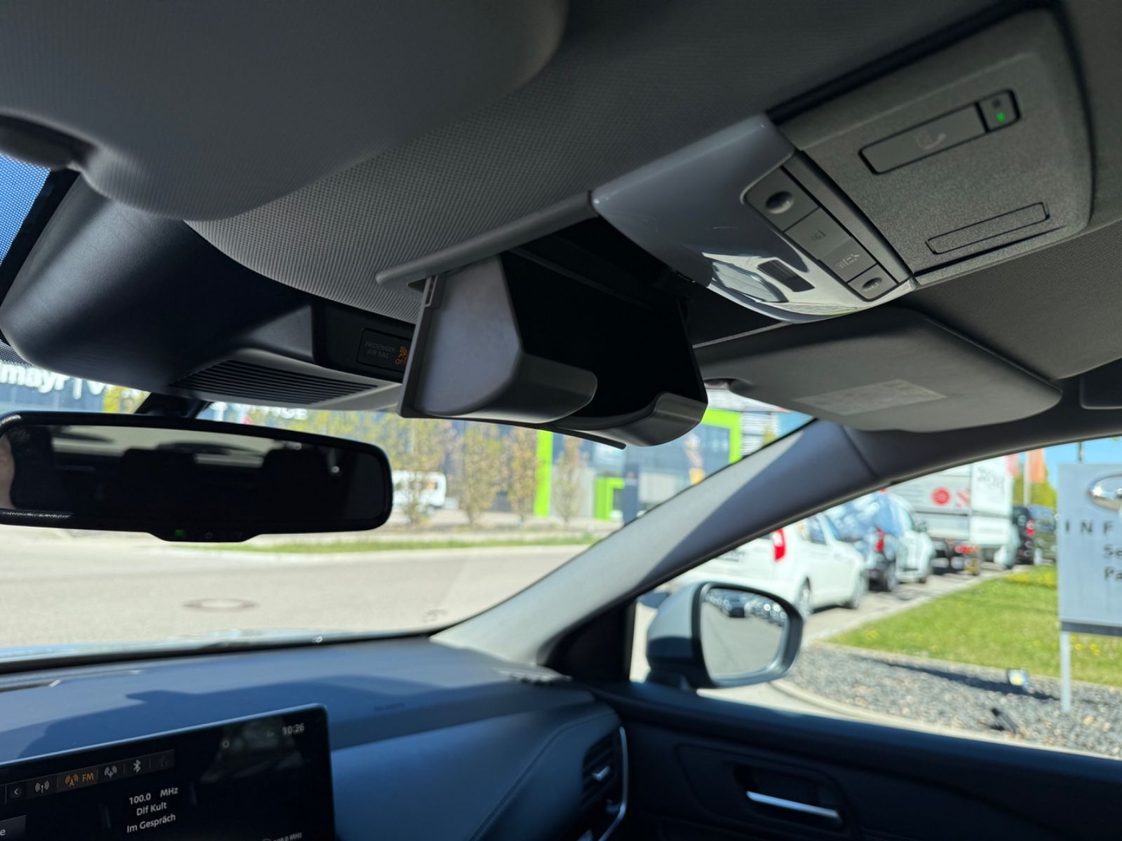 Fahrzeugabbildung Nissan Qashqai N-Connecta 360° Kamera, Navi, Winterpa.