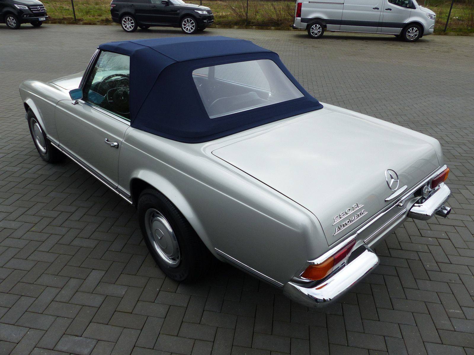 Fahrzeugabbildung Mercedes-Benz 280 SL Pagode