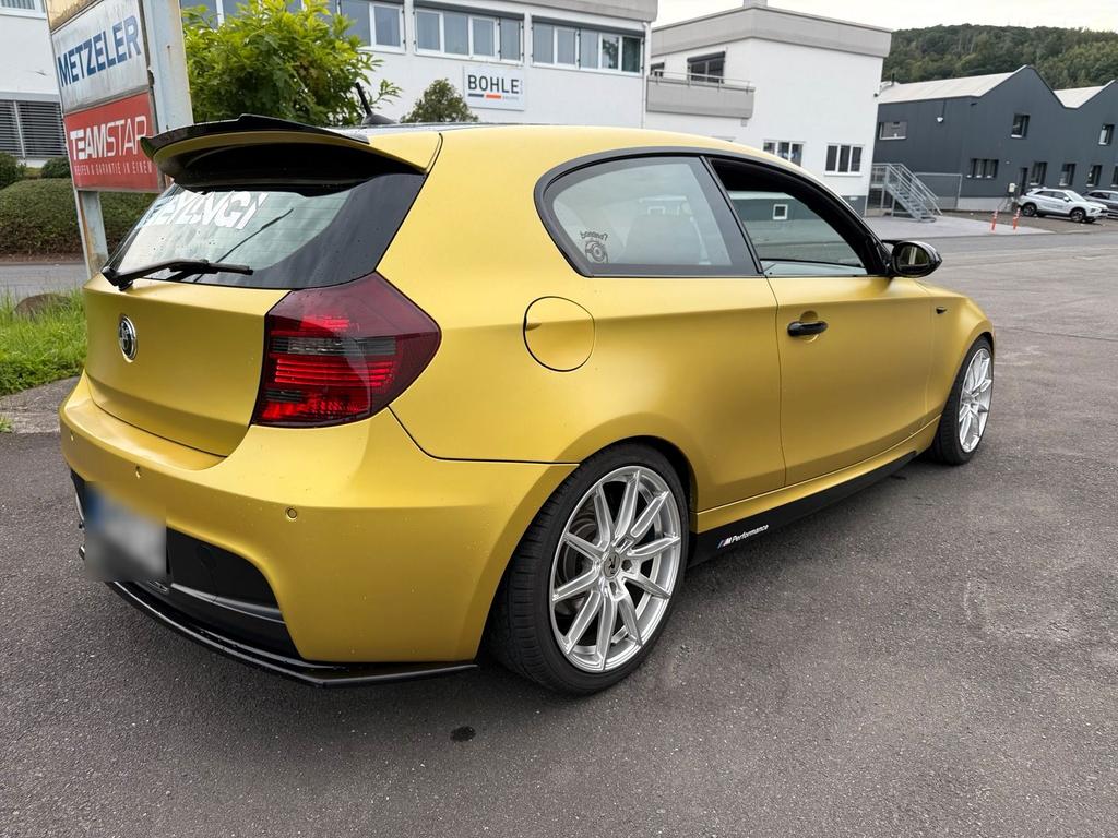 BMW 120