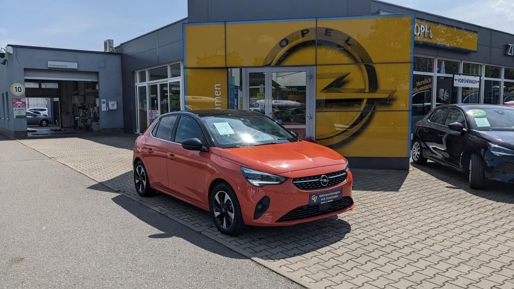 Corsa F Elektro Elegance Navi IntelliLux Lenkrad
