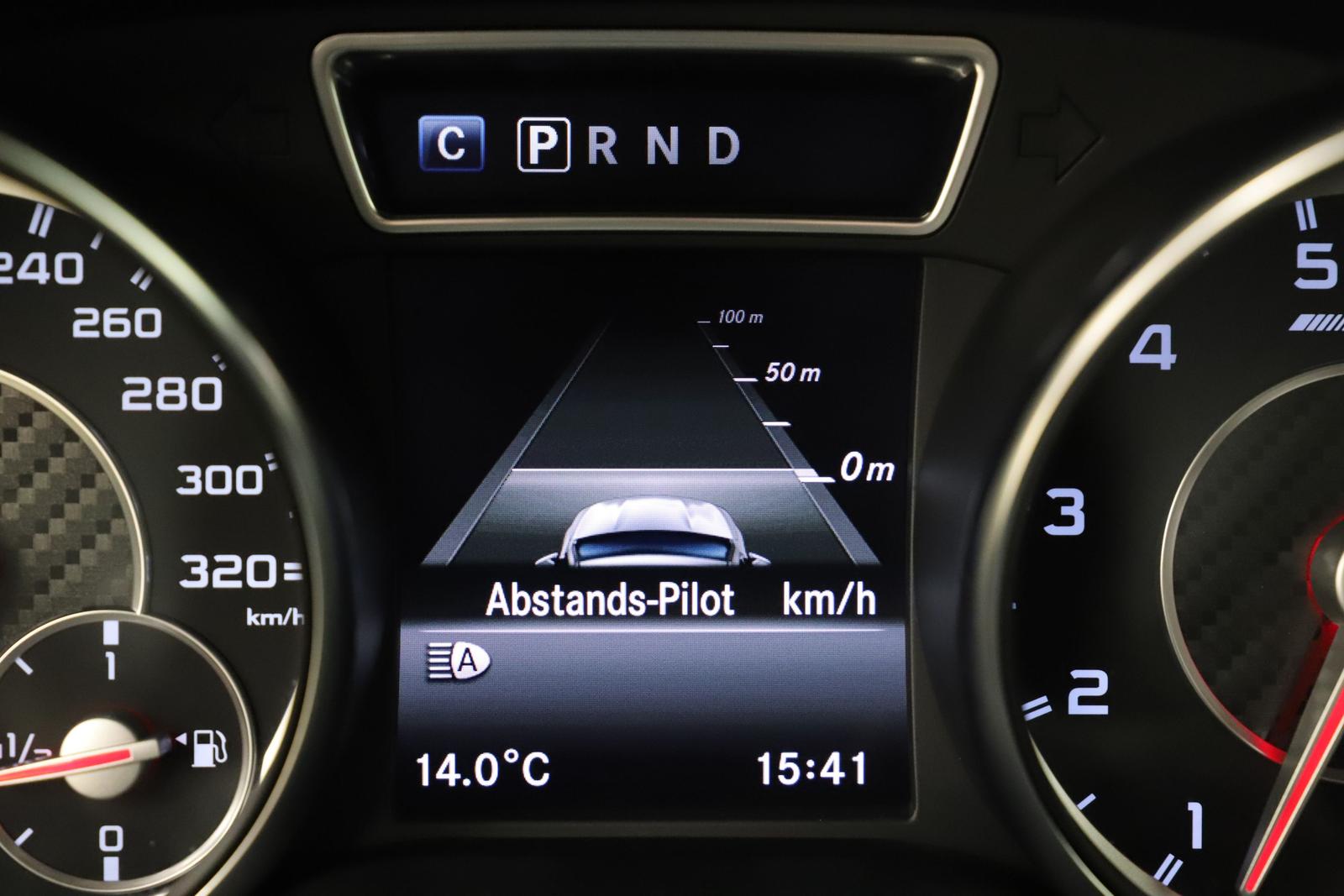 Mercedes-Benz GLA 45 AMG 381PS 7G 4M CARBON PAGA Performance