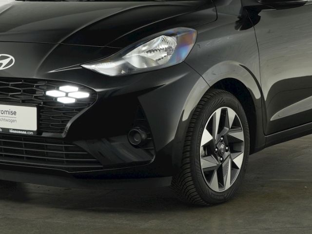 i10 FACELIFT TREND+NAVI+RÜCKFAHRKAMERA+SITZ-/LEN