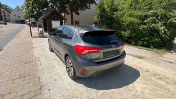 Ford Focus - 4