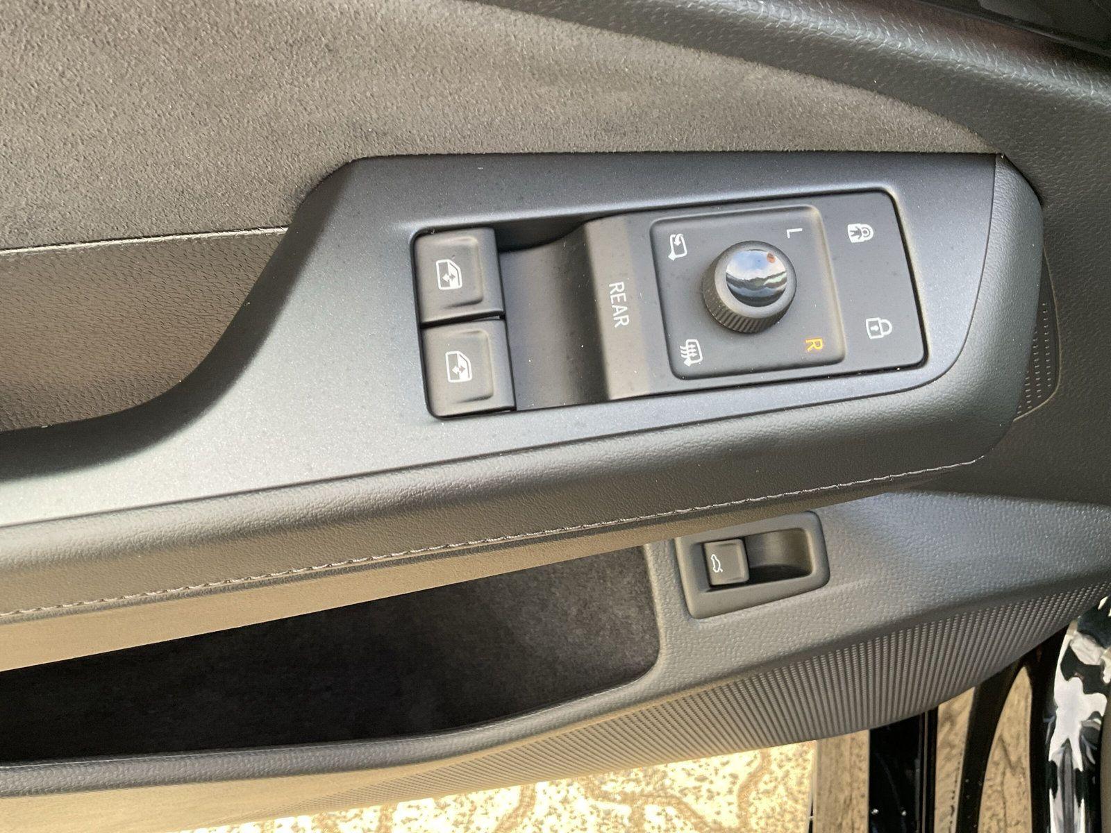 Volkswagen ID.7 Tourer Pro AHK Navi ACC IQLight EasyOpen