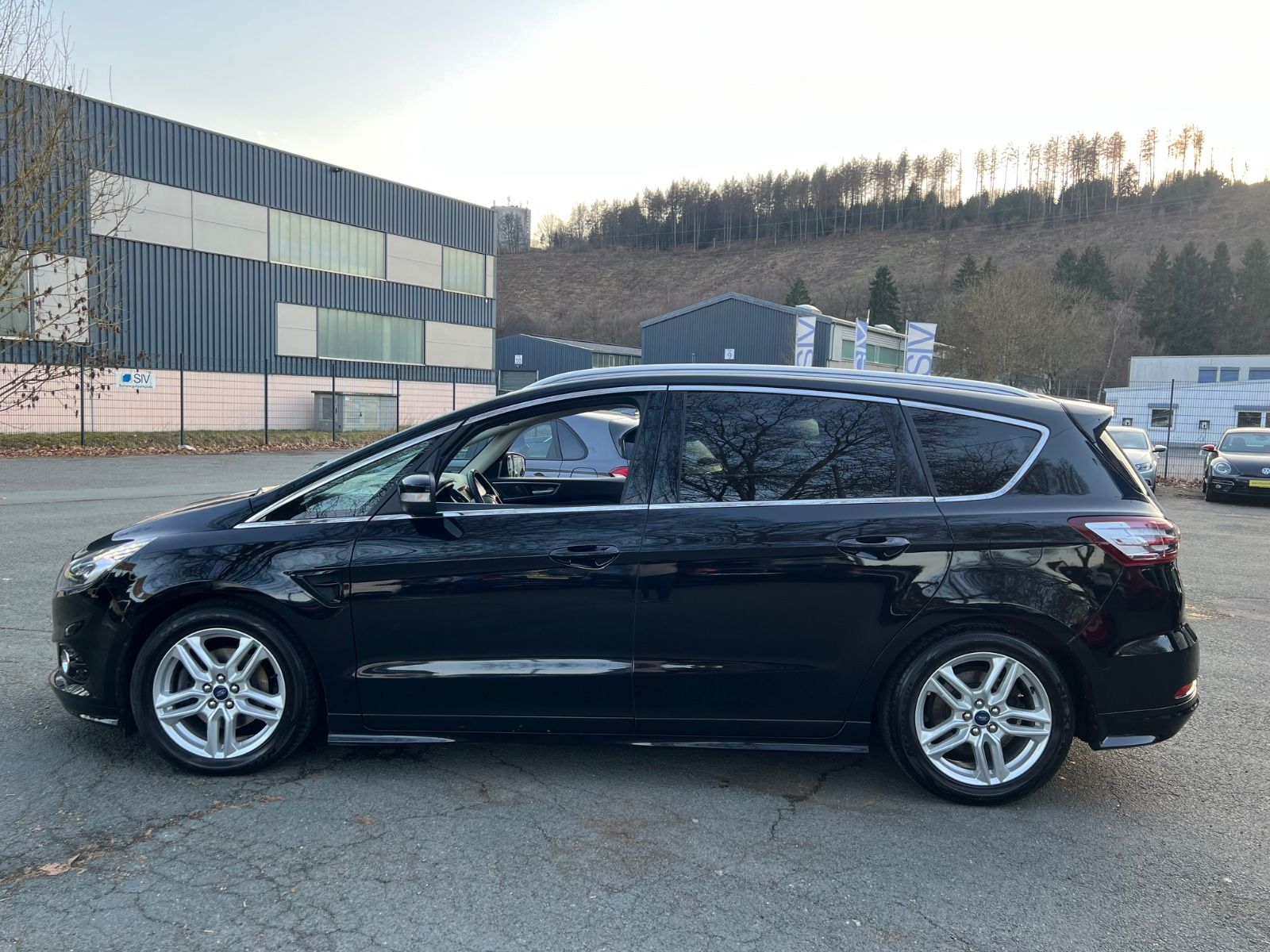 Fahrzeugabbildung Ford S-MAX Titanium ST LINE *KAMERA*MEMORY*LED*