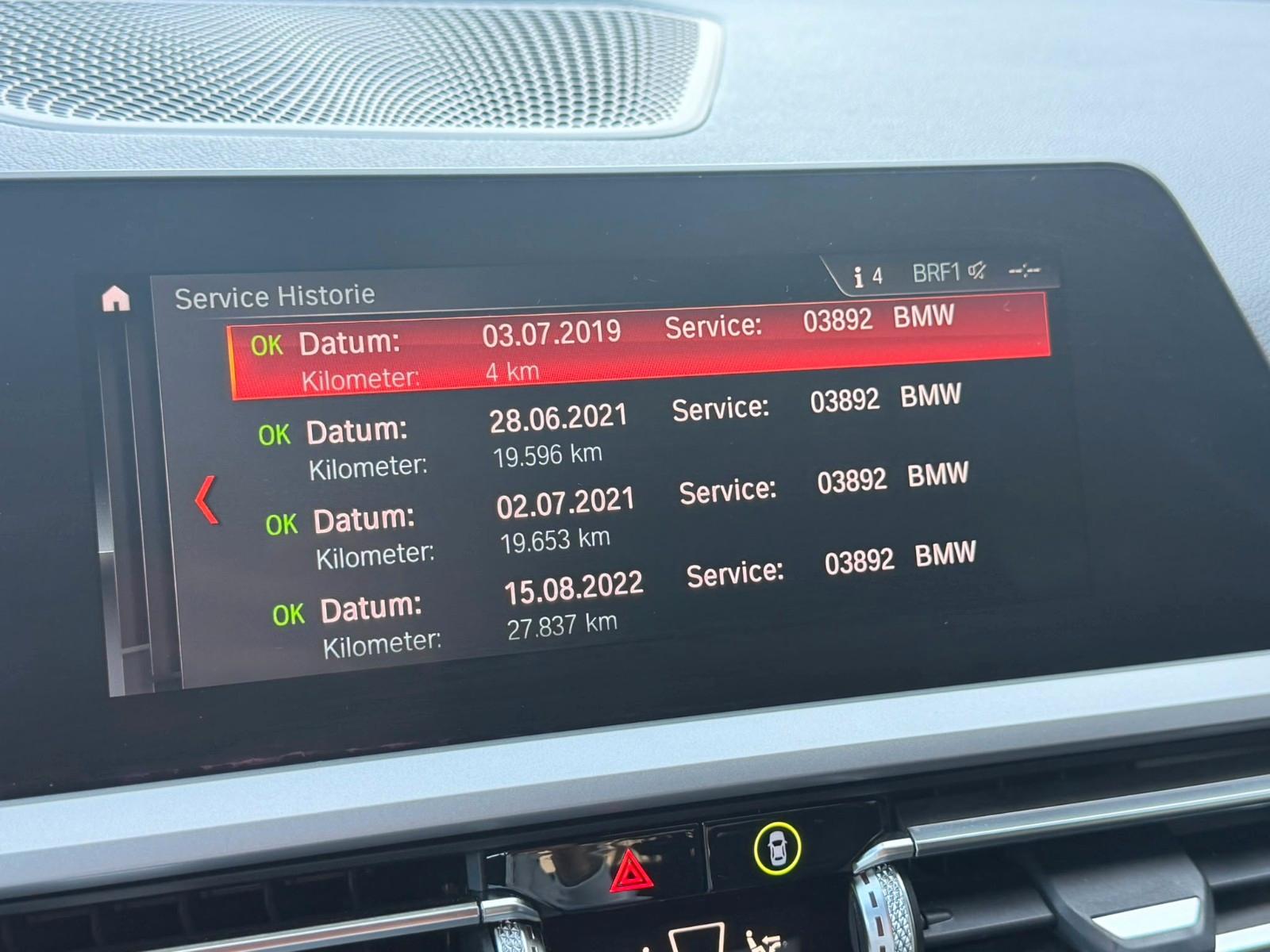 BMW 320i Limousine*Advantage*Shadow*LED*PDC