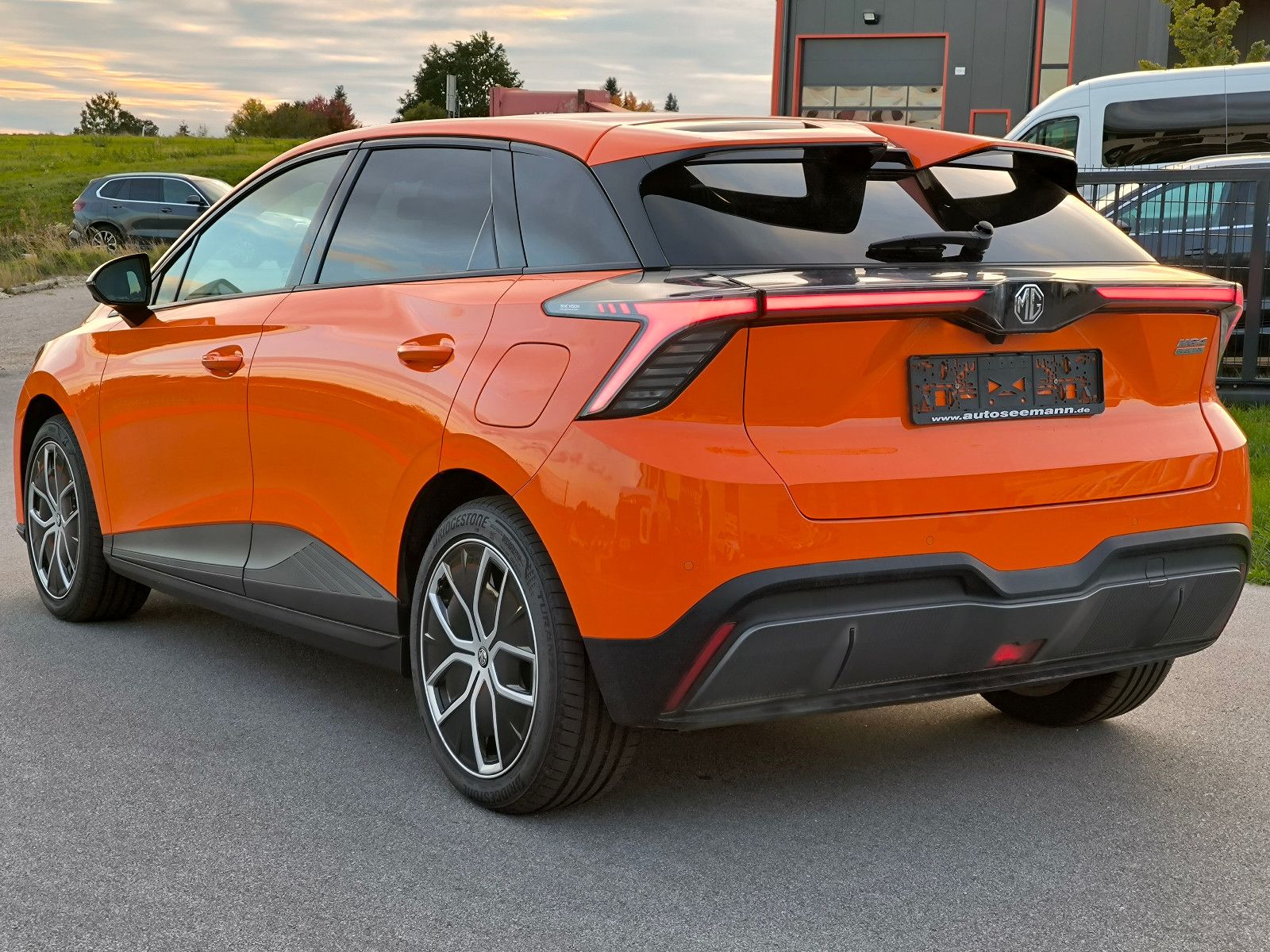 MG4 Luxury 64kWh*SOH 94%*ACC*Wärmep.*LED*360° imagem 3