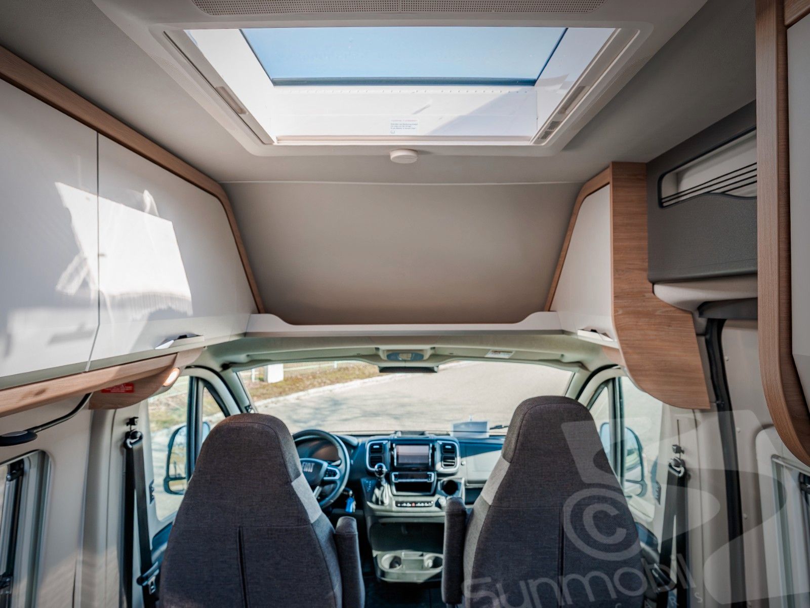 Fahrzeugabbildung Knaus BoxLife Box Life  630 ME Platinum Selection´2026