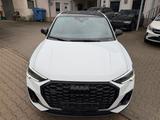 Audi Q3 Sportback 40 TFSI quattro S line, fast VOLL