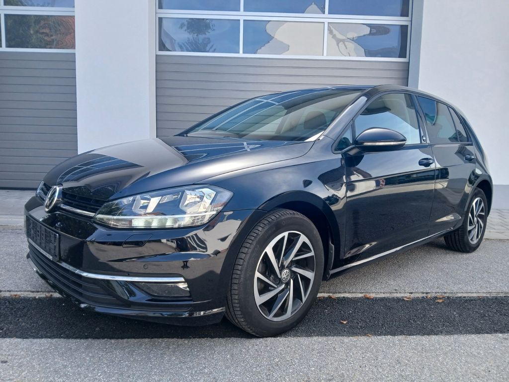 Image of Volkswagen Golf