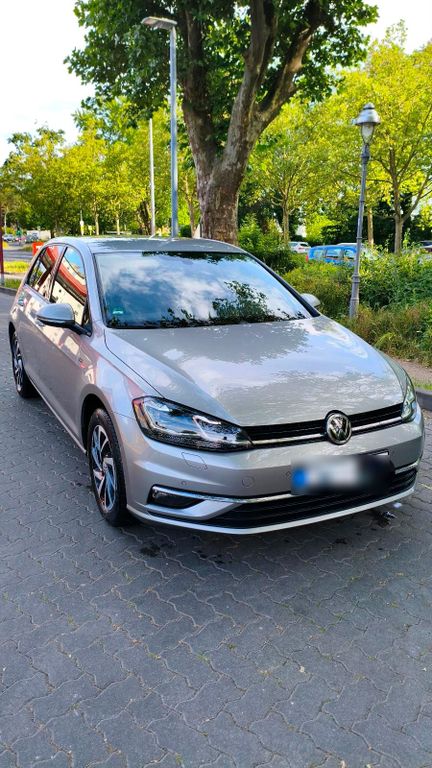 Image of Volkswagen Golf