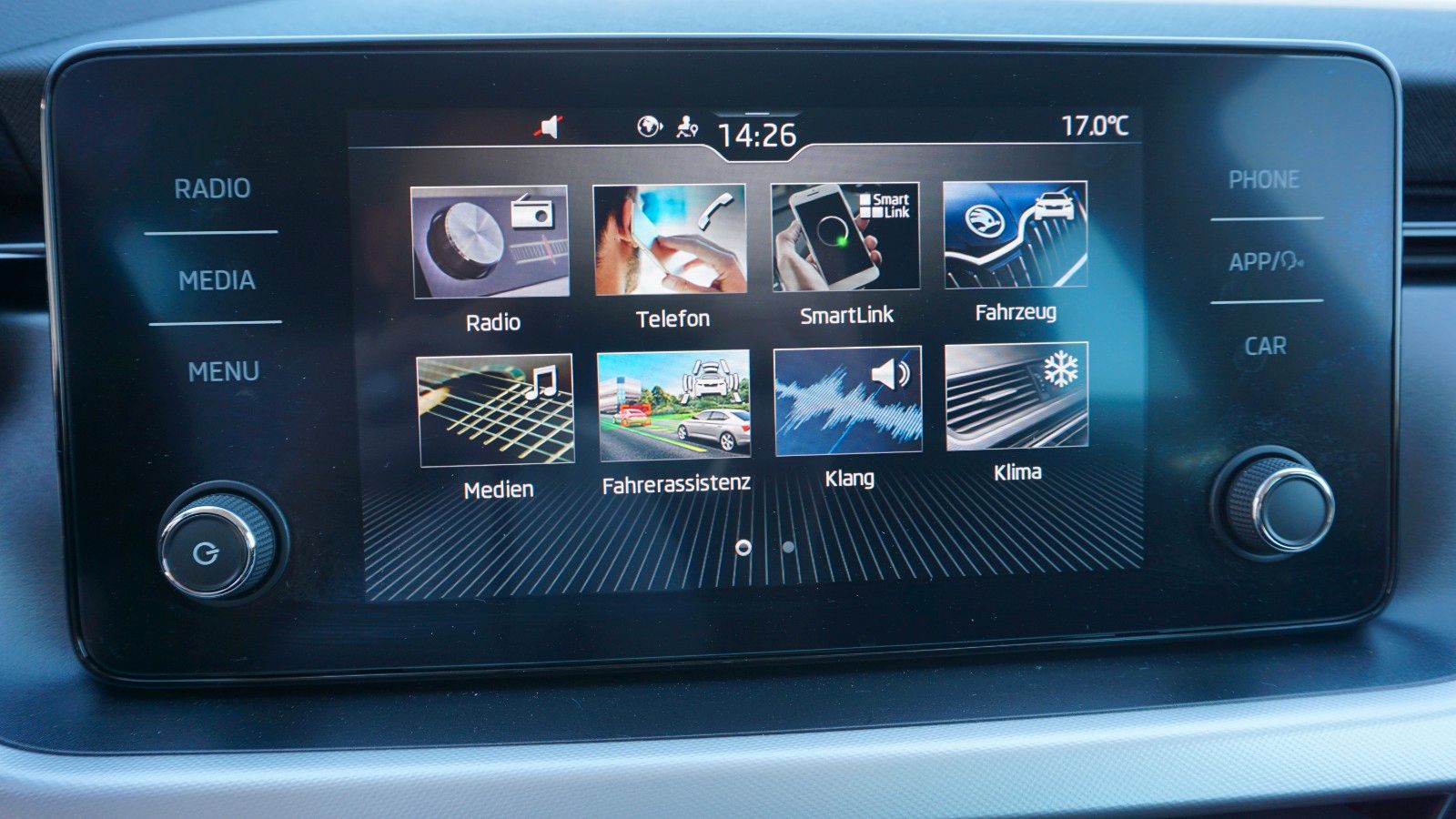 Fahrzeugabbildung SKODA Scala Ambition, Kamera, Navi, CarPlay, AHK