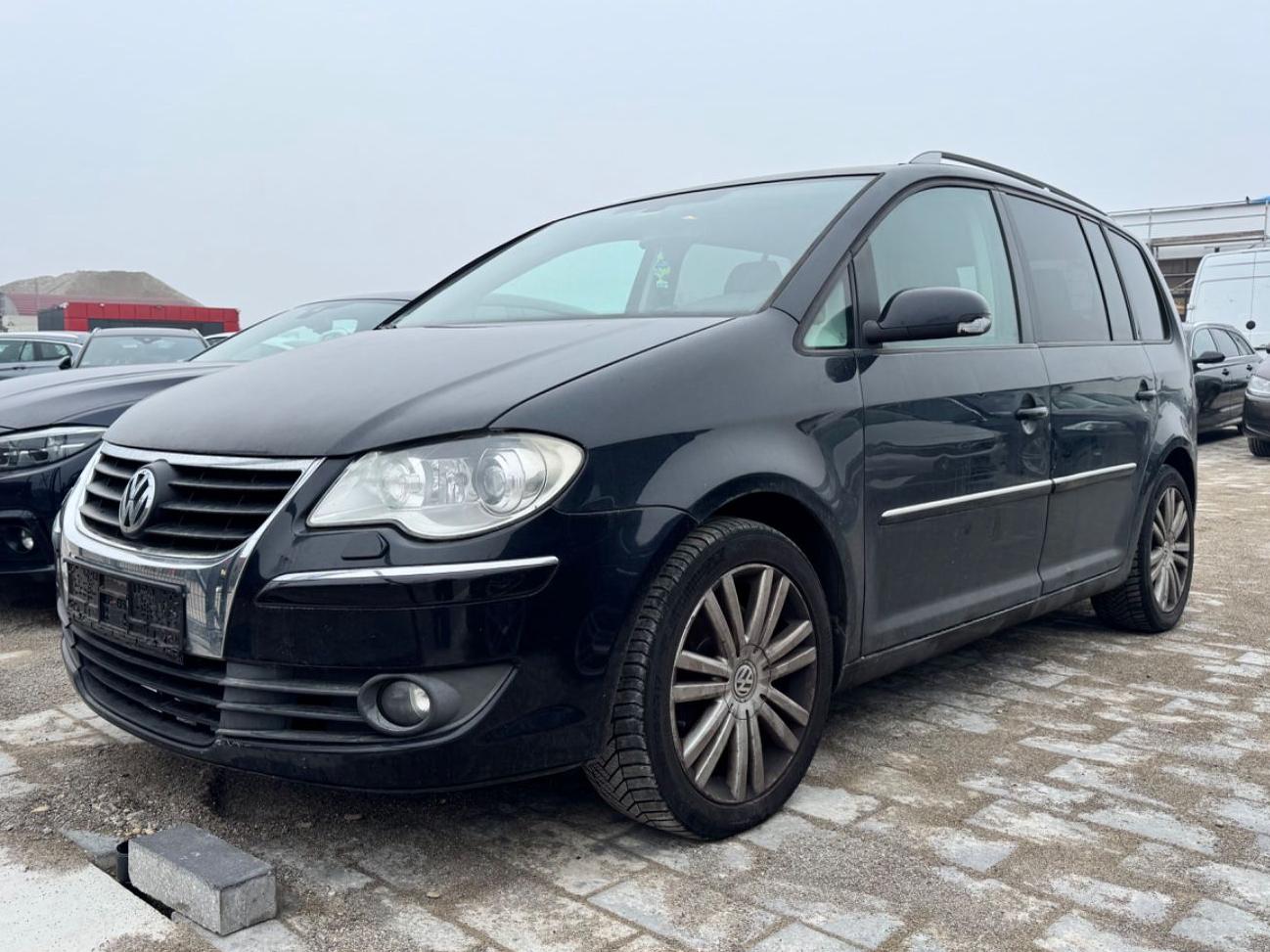 Volkswagen Touran Highline/DSG/XENON/LEDER/DEFEKT