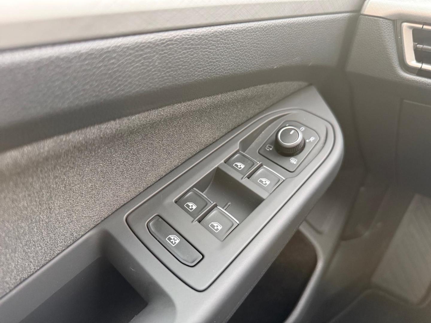 Volkswagen Golf 8 VIII Life 1.5 eTSI ACC Apple CarPlay, миниатюра 26