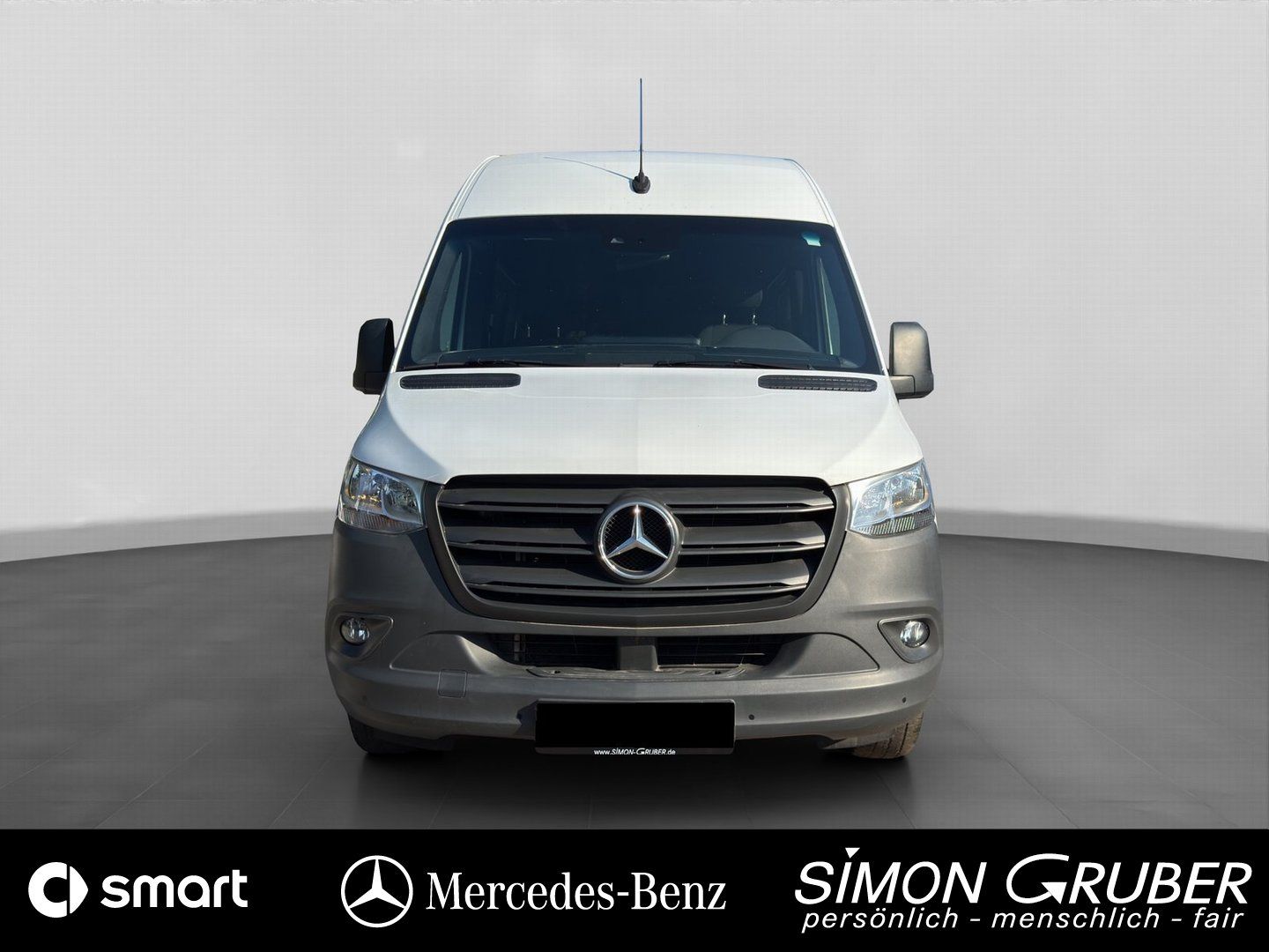 Fahrzeugabbildung Mercedes-Benz Sprinter 317 Tourer L2H2 Mobilität Rollstuhl