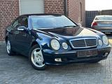 Mercedes-Benz CLK 230 Kompressor*Sitz-HZ*Tempo.*Klimaaut.*PDC* - Mercedes-Benz CLK 230: Sportwagen