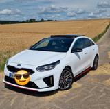 Kia pro_cee'd / ProCeed 1.6 T-GDI DCT GT GT - Kia mit Benzin-Antrieb: Kombi, 1.6