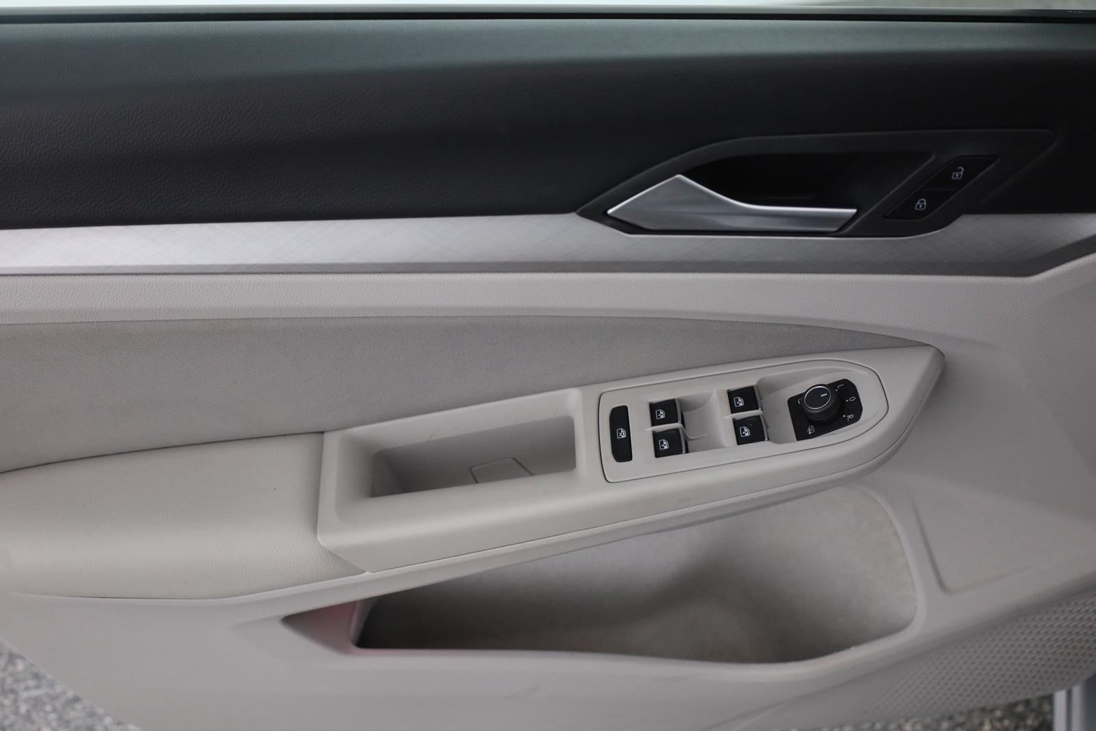 Volkswagen Golf VIII Variant 1.5 TSI Life LED Navi SHZ AHK, миниатюра 21