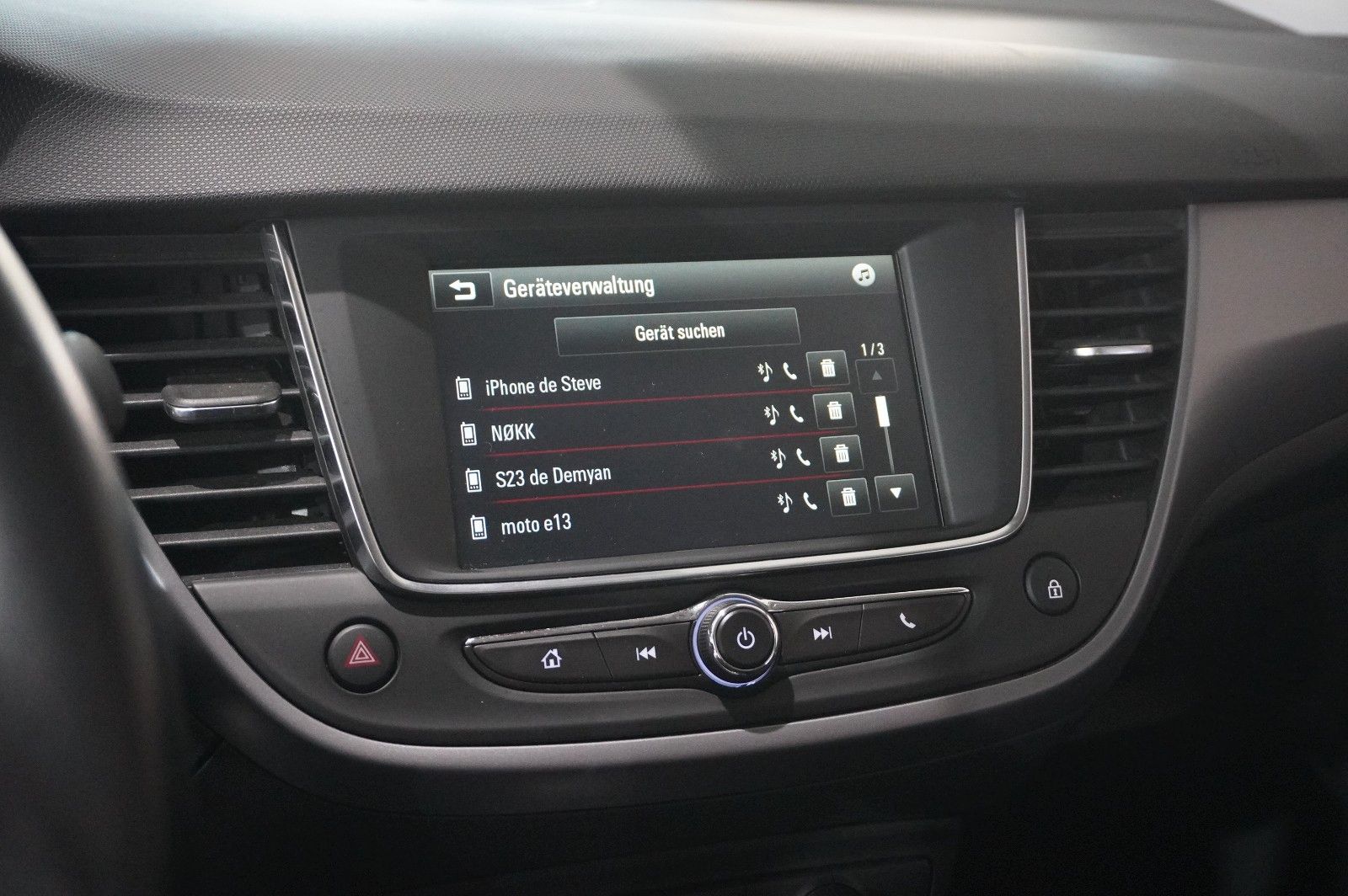 Fahrzeugabbildung Opel Crossland (X) 1.2 EDITION NAVI/LED/KAMERA/DAB+