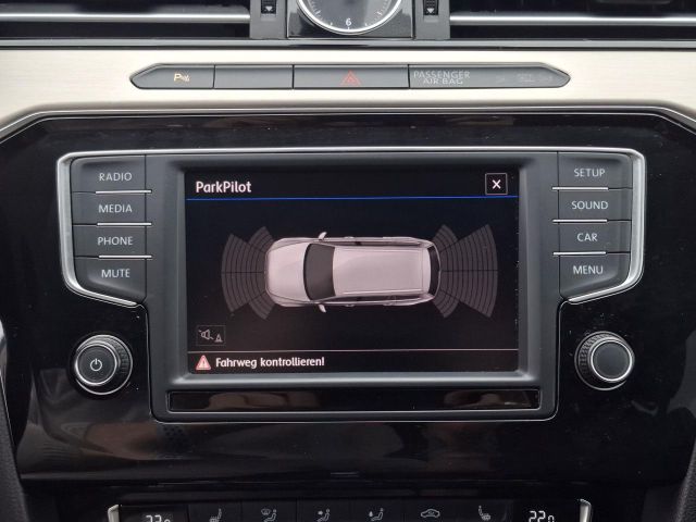 PASSAT VARIANT 2.0 TDI DSG HIGHLINE ACC+LED+SHZ