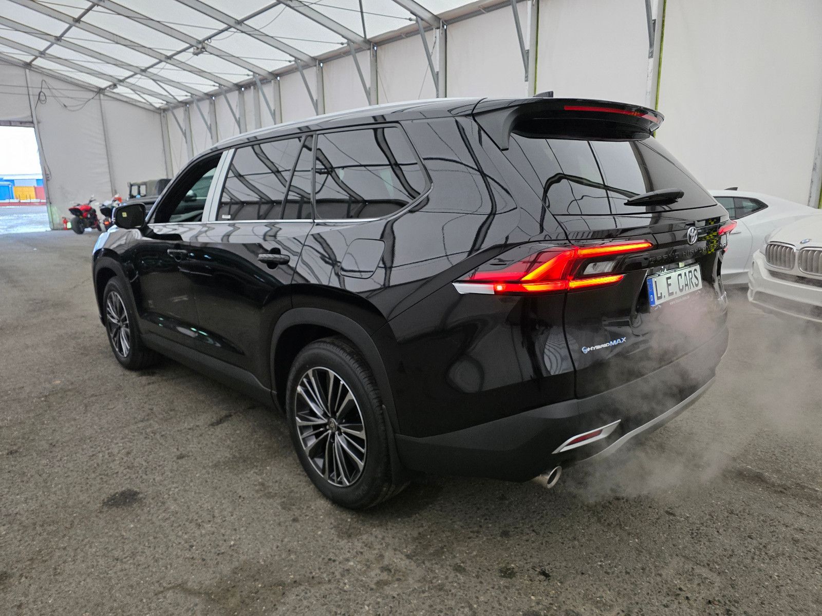 Fahrzeugabbildung Toyota GRAND Highlander Platinum Max T1: 68.000 EURO