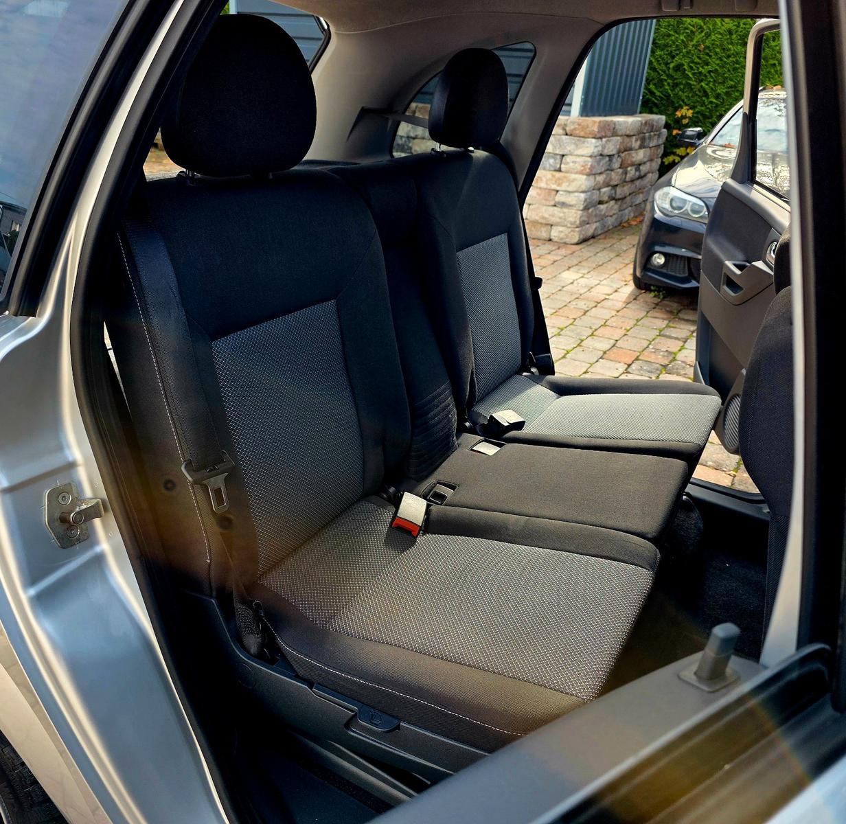 Opel Meriva 2009 — photo 25