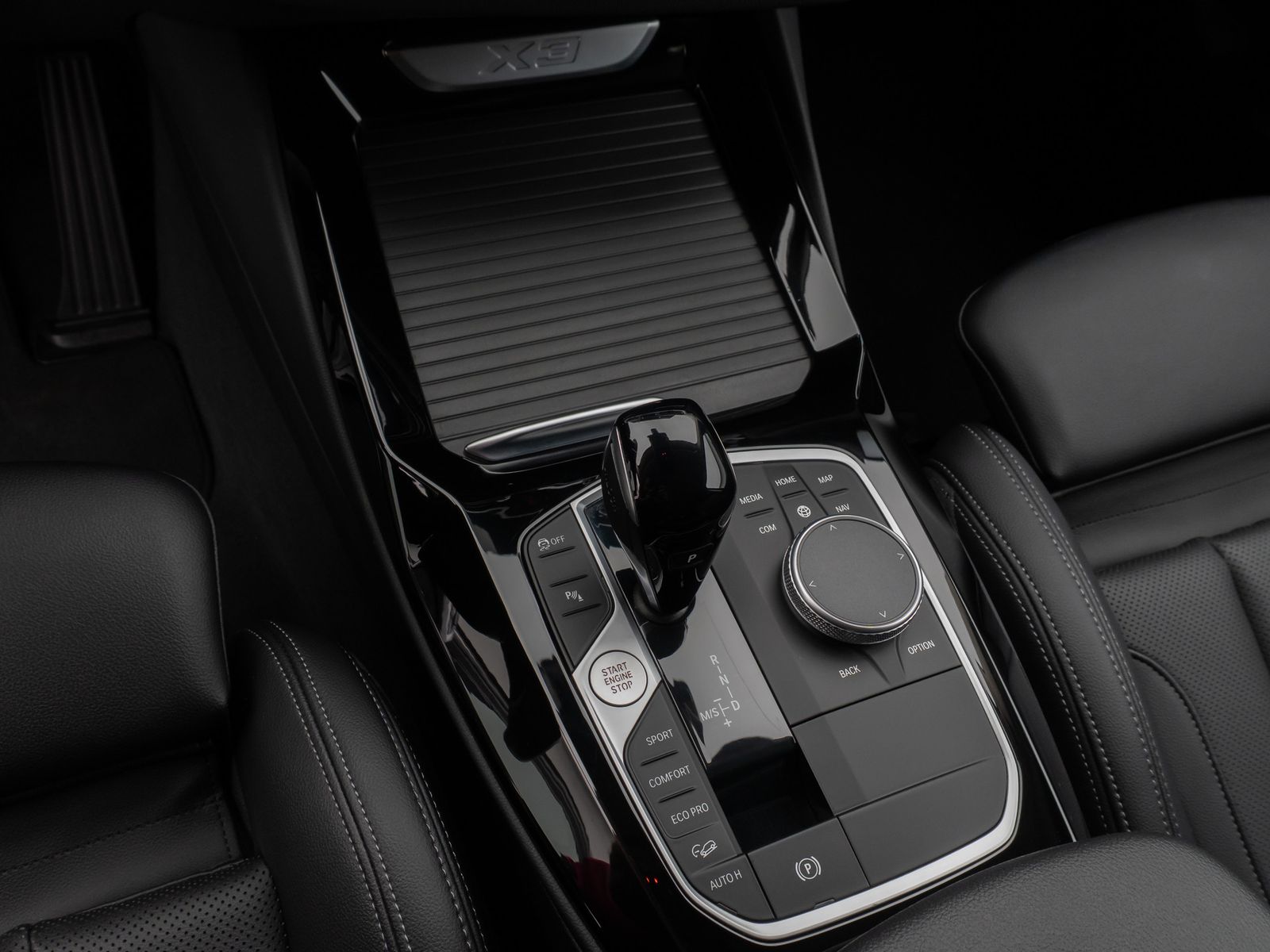 Fahrzeugabbildung BMW X3 xD20d Kamera DAB CockPit+DrivAssis LED Sport