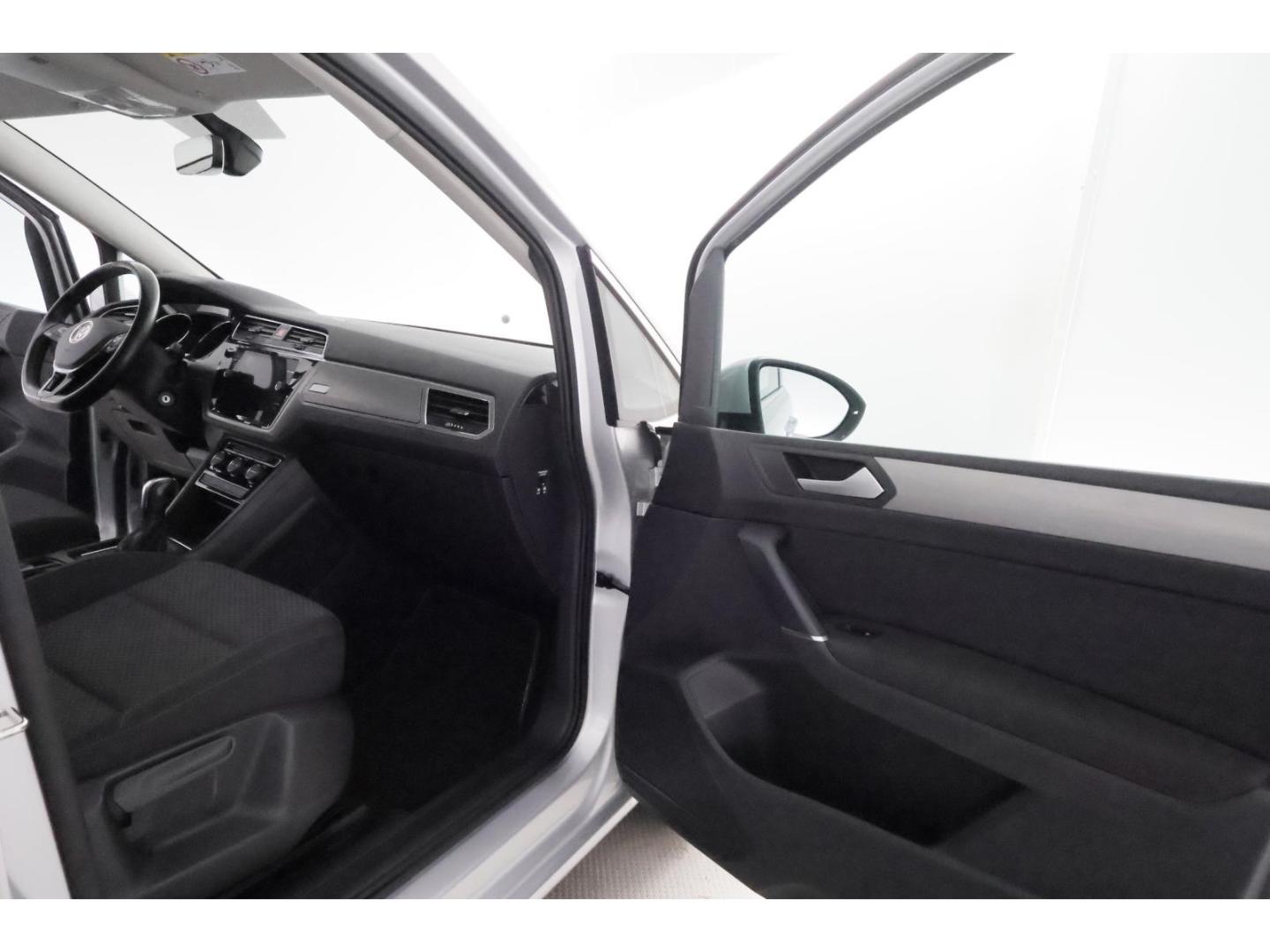 Volkswagen Touran 2.0TDI DSG Comfortline+CARPLAY+TEMPO+PDC, миниатюра 18