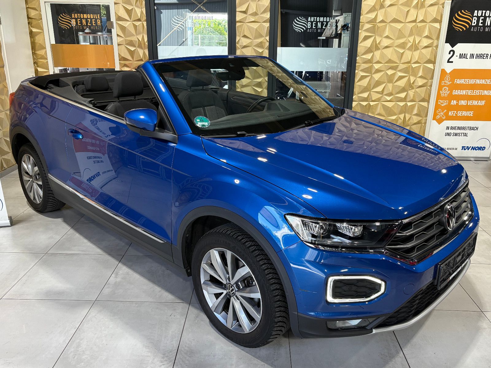 Fahrzeugabbildung Volkswagen T-Roc Cabriolet TSI/APPLE/PDC/ACC/NAVI/SHZ/TOTWI