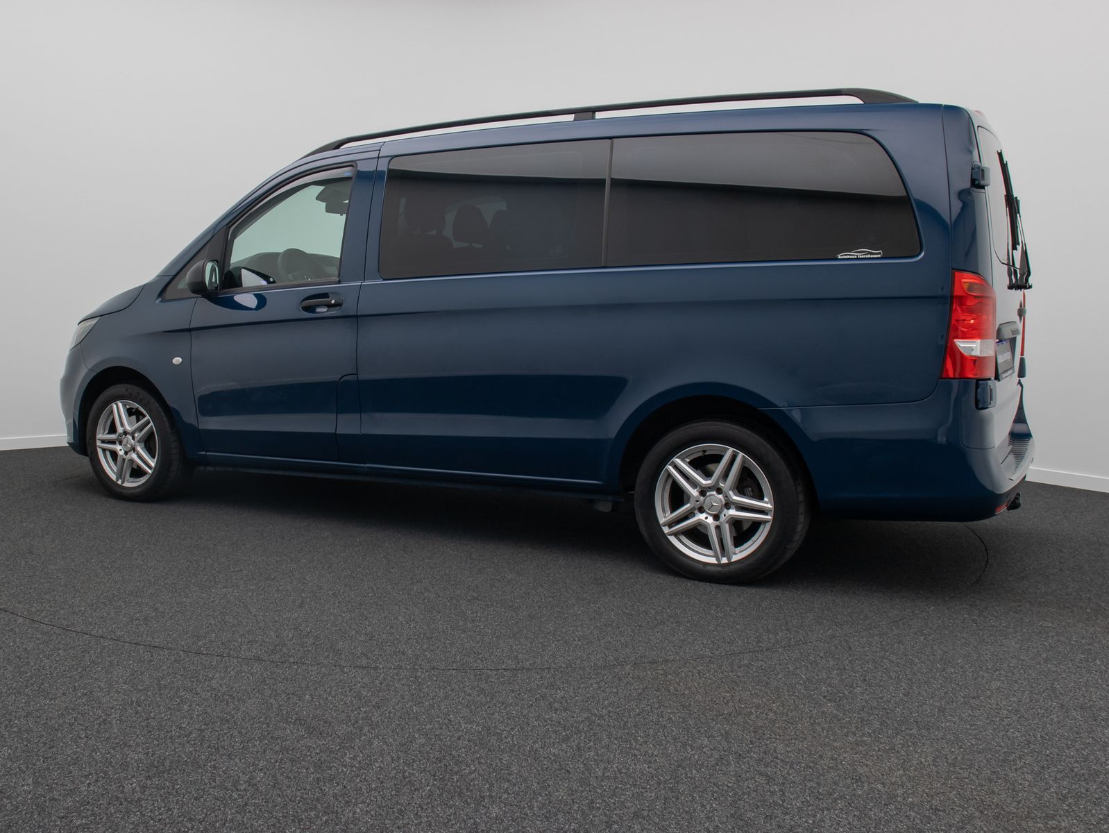 Fahrzeugabbildung Mercedes-Benz Vito Tourer Pro lang Tempomat AHK Fahrlich Komfo