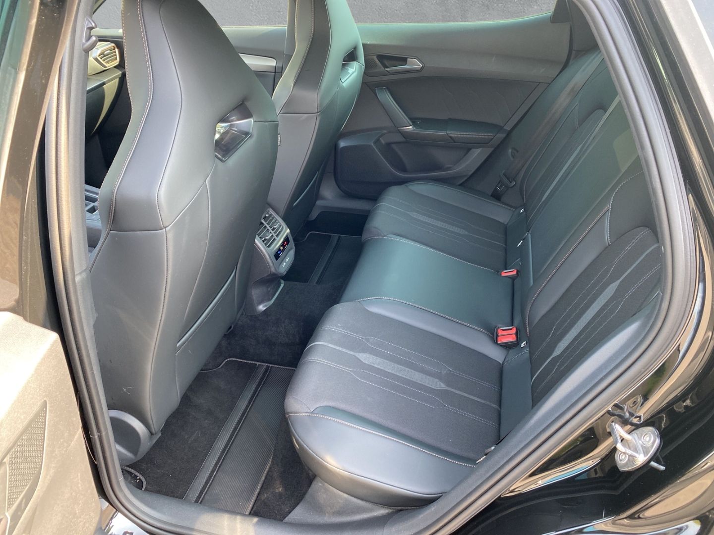 Fahrzeugabbildung CUPRA Formentor Basis a 4Drive 2.0 TDI EU6d